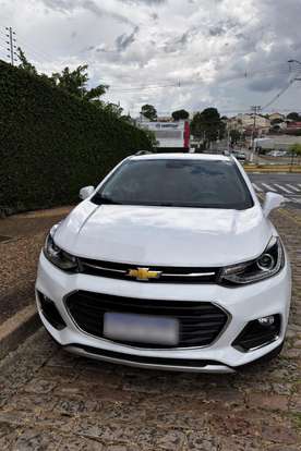 CHEVROLET-TRACKER-2018