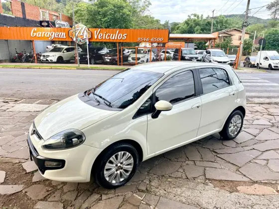 FIAT PUNTO 1.4 ATTRACTIVE 8V FLEX 4P MANUAL