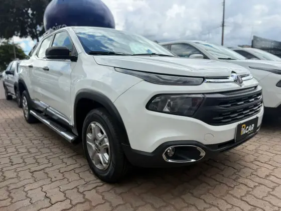 FIAT TORO 1.8 16V EVO FLEX FREEDOM AT6 FIAT TORO 1.8 16V EVO FLEX FREEDOM AT6