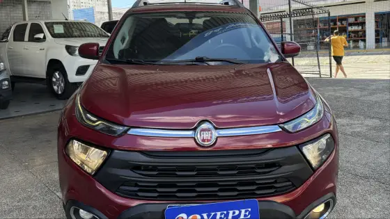 FIAT TORO 2.0 16V TURBO DIESEL FREEDOM 4WD AT9 FIAT TORO 2.0 16V TURBO DIESEL FREEDOM 4WD AT9