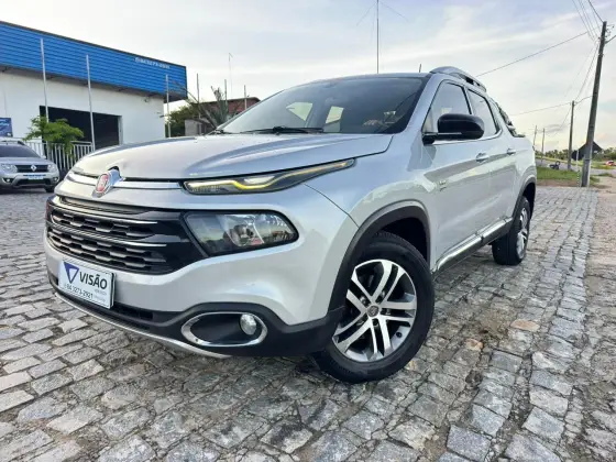 FIAT TORO 2.0 16V TURBO DIESEL VOLCANO 4WD AT9 FIAT TORO 2.0 16V TURBO DIESEL VOLCANO 4WD AT9