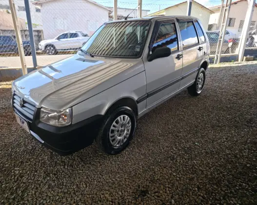 FIAT UNO 1.0 MPI MILLE FIRE 8V FLEX 4P MANUAL