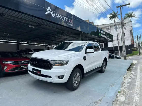 FORD RANGER 2.2 XLS 4X4 CD 16V DIESEL 4P AUTOMÁTICO