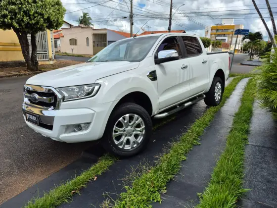 FORD RANGER 2.5 XLT 4X2 CD 16V FLEX 4P MANUAL