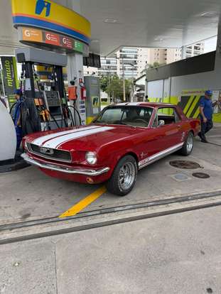 FORD-MUSTANG-1966