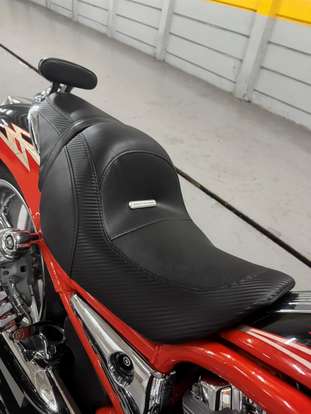 HARLEY-DAVIDSON-V-ROD SCREAMIN EAGLE-2005