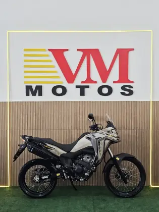HONDA XRE 300 SAHARA ADVENTURE 