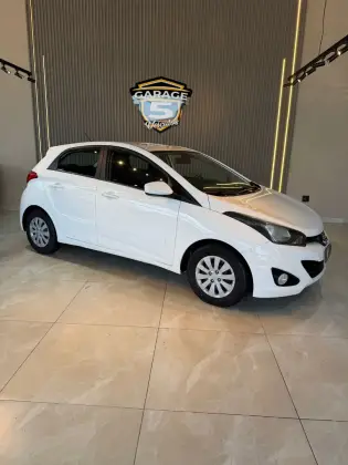 HYUNDAI HB20 1.0 COMFORT 12V FLEX 4P MANUAL HYUNDAI HB20 1.0 COMFORT 12V FLEX 4P MANUAL