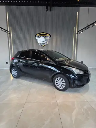 HYUNDAI HB20 1.0 COMFORT 12V FLEX 4P MANUAL HYUNDAI HB20 1.0 COMFORT 12V FLEX 4P MANUAL