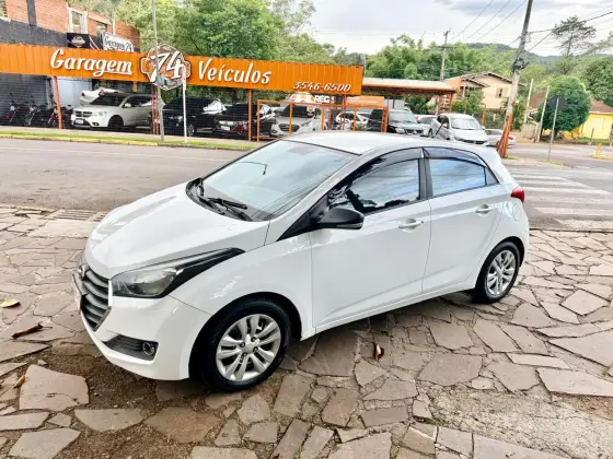 HYUNDAI HB20 1.0 COMFORT 12V FLEX 4P MANUAL