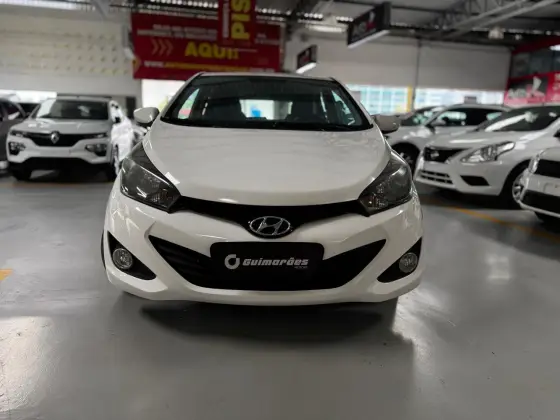 HYUNDAI HB20 1.6 COMFORT PLUS 16V FLEX 4P AUTOMÁTICO HYUNDAI HB20 1.6 COMFORT PLUS 16V FLEX 4P AUTOMÁTICO