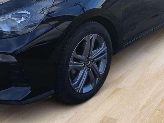 HYUNDAI-HB20-2025