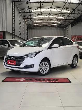 HYUNDAI HB20S 1.6 COMFORT PLUS 16V FLEX 4P AUTOMÁTICO