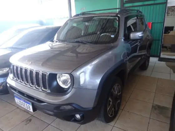 JEEP RENEGADE 2.0 16V TURBO DIESEL LONGITUDE 4P 4X4 AUTOMÁTICO JEEP RENEGADE 2.0 16V TURBO DIESEL LONGITUDE 4P 4X4 AUTOMÁTICO