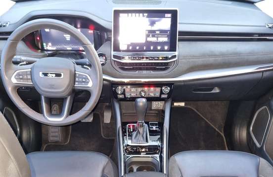 JEEP-COMMANDER-2023