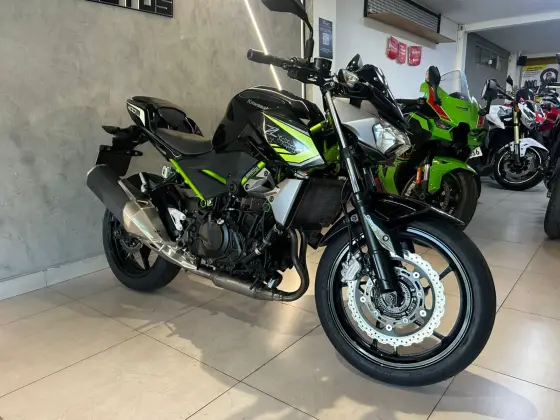 KAWASAKI Z400 KAWASAKI Z400