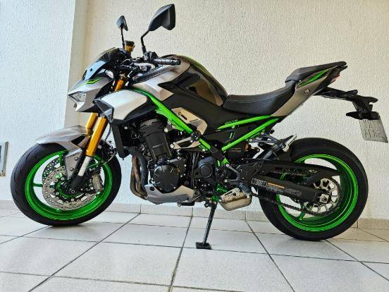 KAWASAKI Z900 R EDITION 
