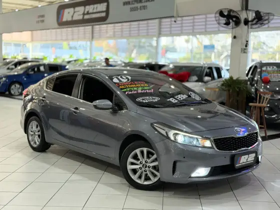 KIA CERATO 1.6 SX 16V FLEX 4P AUTOMÁTICO KIA CERATO 1.6 SX 16V FLEX 4P AUTOMÁTICO