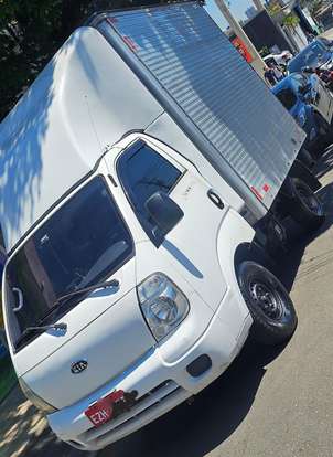 KIA-BONGO-2011