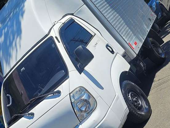 KIA-BONGO-2.5 K-2500 4X2 CS TURBO DIESEL 2P MANUAL KIA-BONGO-2011