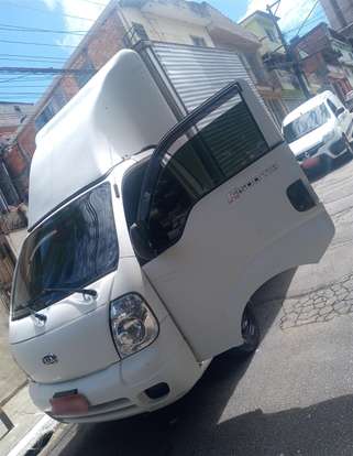 KIA-BONGO-2.5 K-2500 4X2 CS TURBO DIESEL 2P MANUAL KIA-BONGO-2011