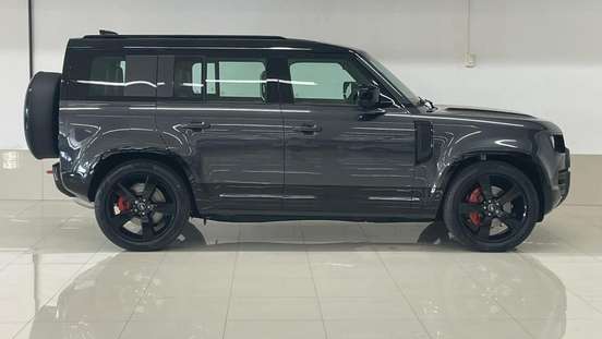 LAND ROVER-DEFENDER-2025