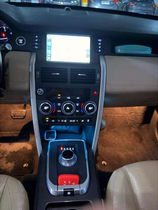 LAND ROVER-DISCOVERY SPORT-2016