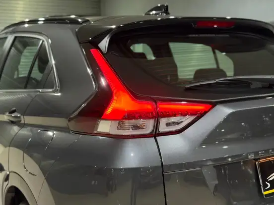MITSUBISHI-ECLIPSE CROSS-2023