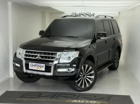MITSUBISHI PAJERO 3.2 HPE 4X4 7 LUGARES 16V TURBO INTERCOOLER DIESEL 4P AUTOMÁTICO MITSUBISHI PAJERO 3.2 HPE 4X4 7 LUGARES 16V TURBO INTERCOOLER DIESEL 4P AUTOMÁTICO