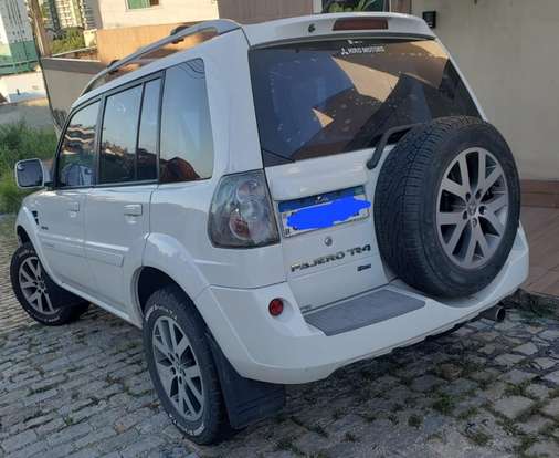 MITSUBISHI-PAJERO TR4-2013