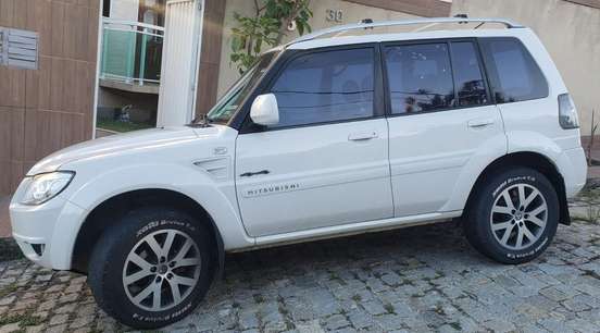 MITSUBISHI-PAJERO TR4-2013