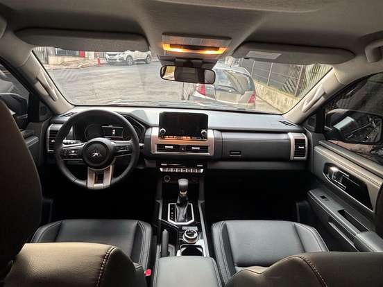 MITSUBISHI-TRITON-2.4 BITURBO DIESEL CD HPE 4X4 AUTOMÁTICO MITSUBISHI-TRITON-2025