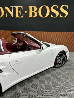 PORSCHE-911-2008