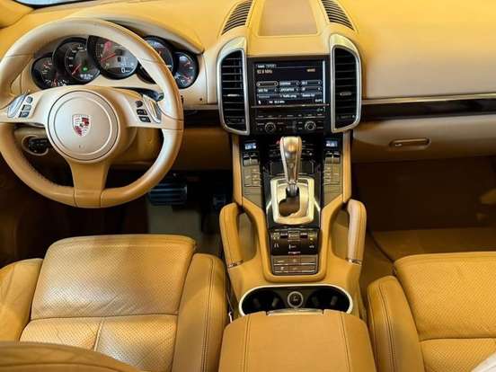 PORSCHE-CAYENNE-4.8 S 4X4 V8 32V GASOLINA 4P TIPTRONIC PORSCHE-CAYENNE-2010