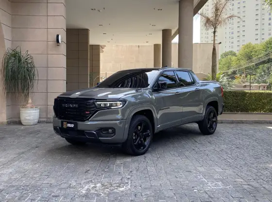 RAM RAMPAGE 2.0 HURRICANE 4 TURBO GASOLINA R/T 4X4 AUTOMÁTICO