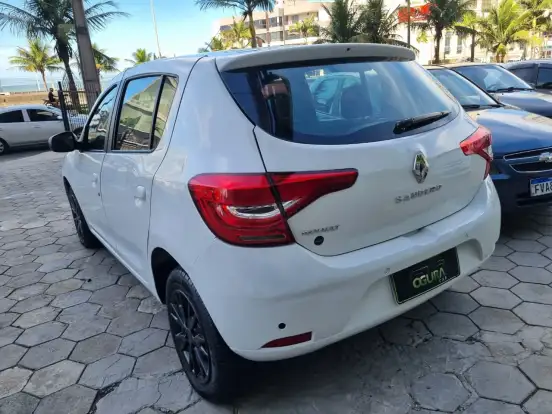 RENAULT-SANDERO-1.0 12V SCE FLEX ZEN MANUAL RENAULT-SANDERO-2019