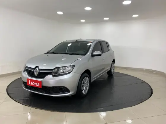 RENAULT SANDERO 1.0 EXPRESSION 16V FLEX 4P MANUAL RENAULT SANDERO 1.0 EXPRESSION 16V FLEX 4P MANUAL