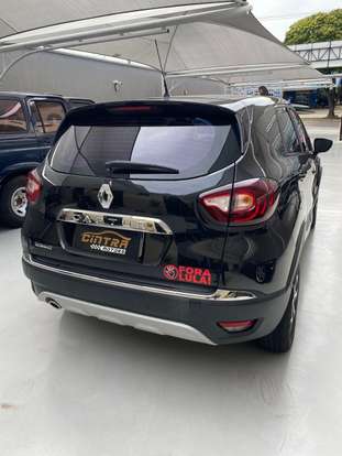 RENAULT-CAPTUR-2019