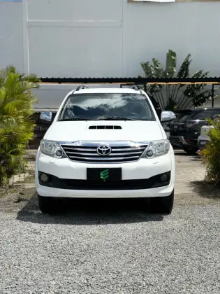 TOYOTA HILUX SW4 3.0 SRV 4X4 16V TURBO INTERCOOLER DIESEL 4P AUTOMÁTICO