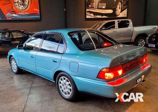 TOYOTA-COROLLA-1994
