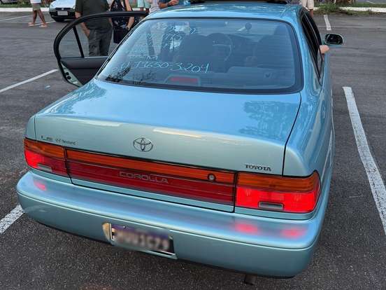 TOYOTA-COROLLA-2.2 LE 16V GASOLINA 4P AUTOMÁTICO TOYOTA-COROLLA-1994