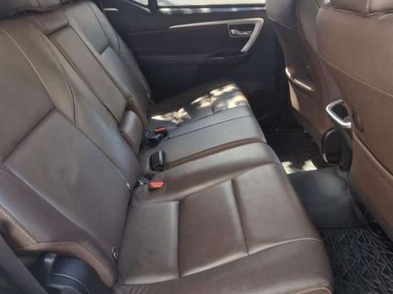 TOYOTA-HILUX SW4-4.0 SRX 4X4 7 LUGARES V6 24V GASOLINA 4P AUTOMÁTICO TOYOTA-HILUX SW4-2016