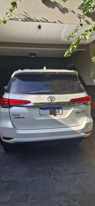 TOYOTA-HILUX SW4-2016