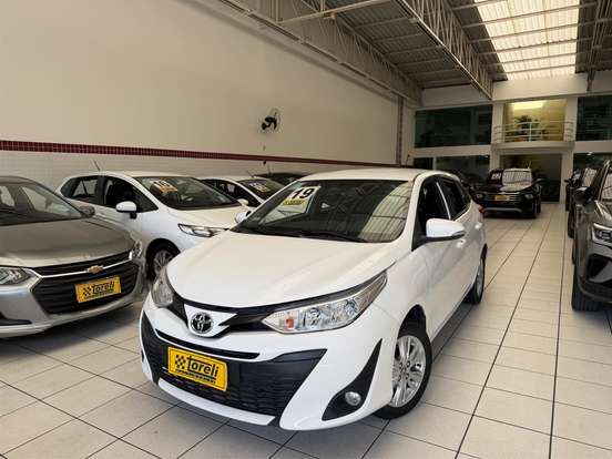 TOYOTA-YARIS-1.3 16V FLEX XL PLUS TECH MULTIDRIVE TOYOTA-YARIS-2018