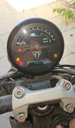 TRIUMPH-TRIDENT 660-2021