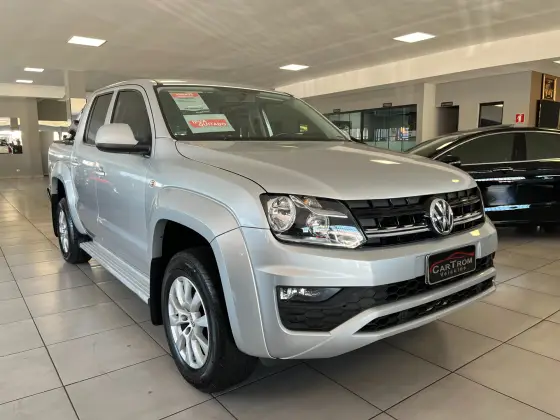 VOLKSWAGEN AMAROK 2.0 TRENDLINE 4X4 CD 16V TURBO INTERCOOLER DIESEL 4P AUTOMÁTICO VOLKSWAGEN AMAROK 2.0 TRENDLINE 4X4 CD 16V TURBO INTERCOOLER DIESEL 4P AUTOMÁTICO