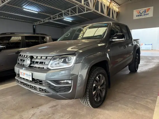 VOLKSWAGEN AMAROK 3.0 V6 TDI DIESEL HIGHLINE CD 4MOTION AUTOMÁTICO