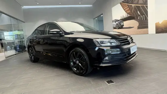VOLKSWAGEN JETTA 2.0 TSI HIGHLINE 211CV GASOLINA 4P TIPTRONIC VOLKSWAGEN JETTA 2.0 TSI HIGHLINE 211CV GASOLINA 4P TIPTRONIC