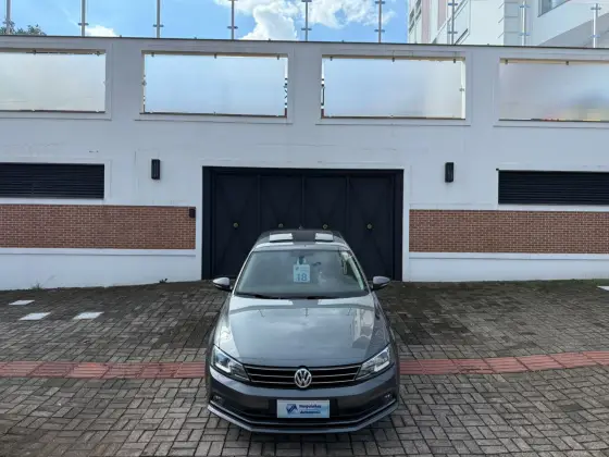 VOLKSWAGEN JETTA 2.0 TSI HIGHLINE 211CV GASOLINA 4P TIPTRONIC