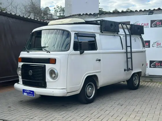 VOLKSWAGEN KOMBI 1.4 MI FURGÃO 8V FLEX 3P MANUAL